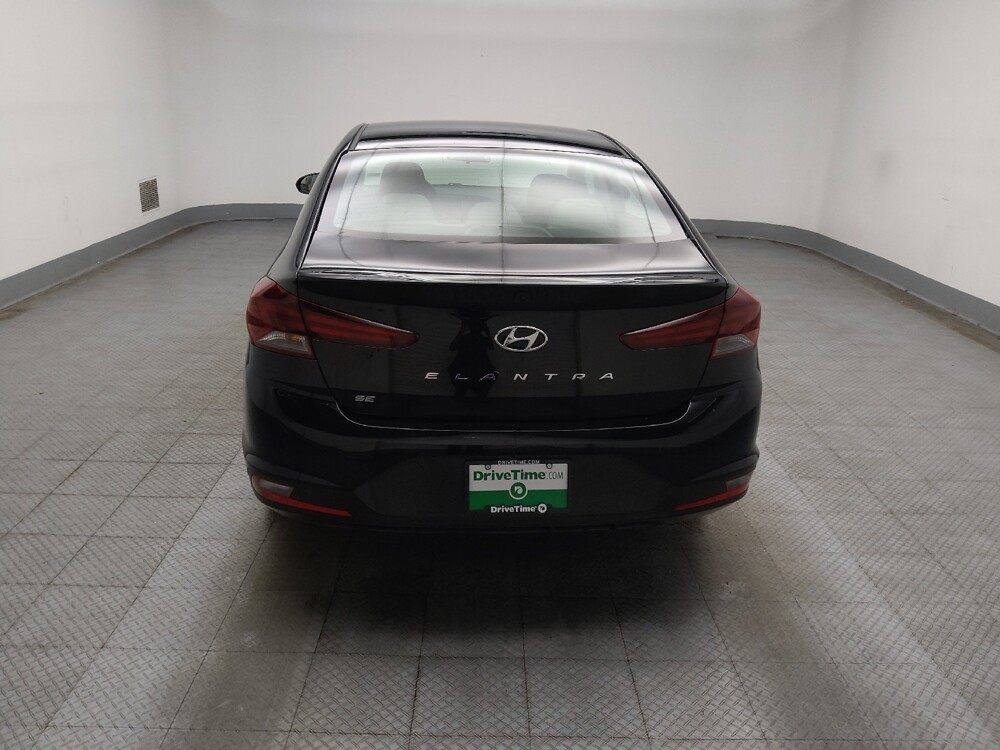 2020 Hyundai Elantra in Des Moines, IA 50310 - 18137487 6