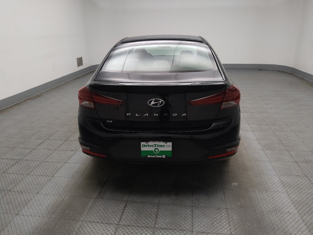 2020 Hyundai Elantra in Des Moines, IA 50310 - 18137487 7