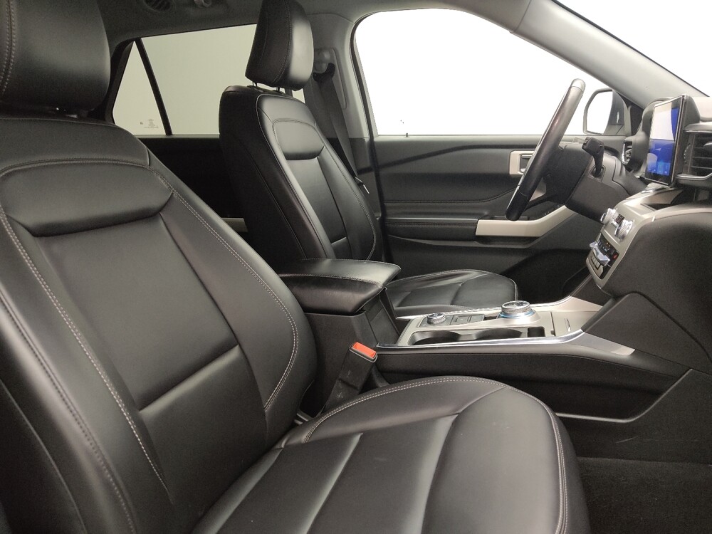 2021 Ford Explorer in Denver, CO 80012 - 18137489 21