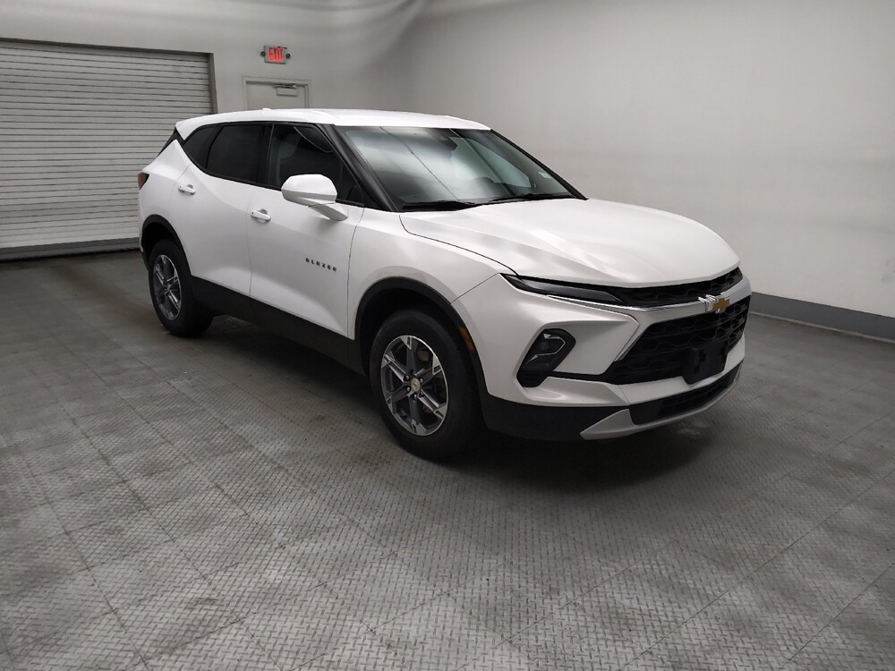 2024 Chevrolet Blazer in Des Moines, IA 50310 - 18137497 11