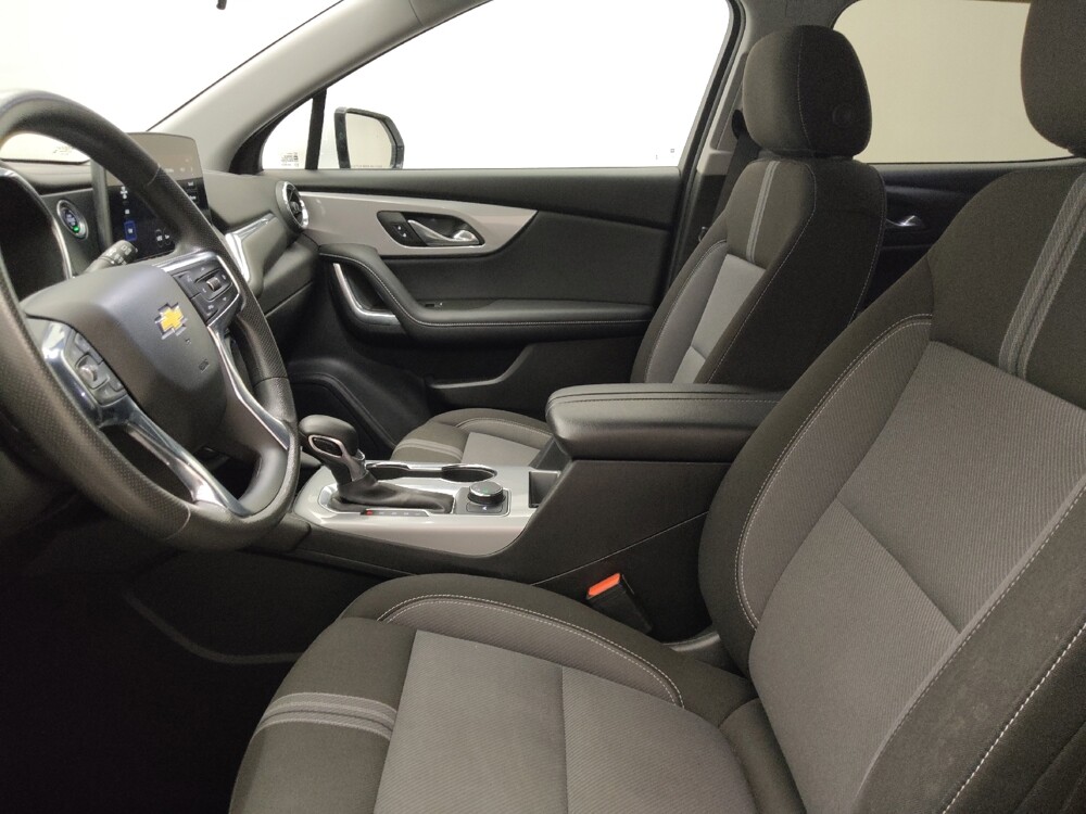 2024 Chevrolet Blazer in Des Moines, IA 50310 - 18137497 17