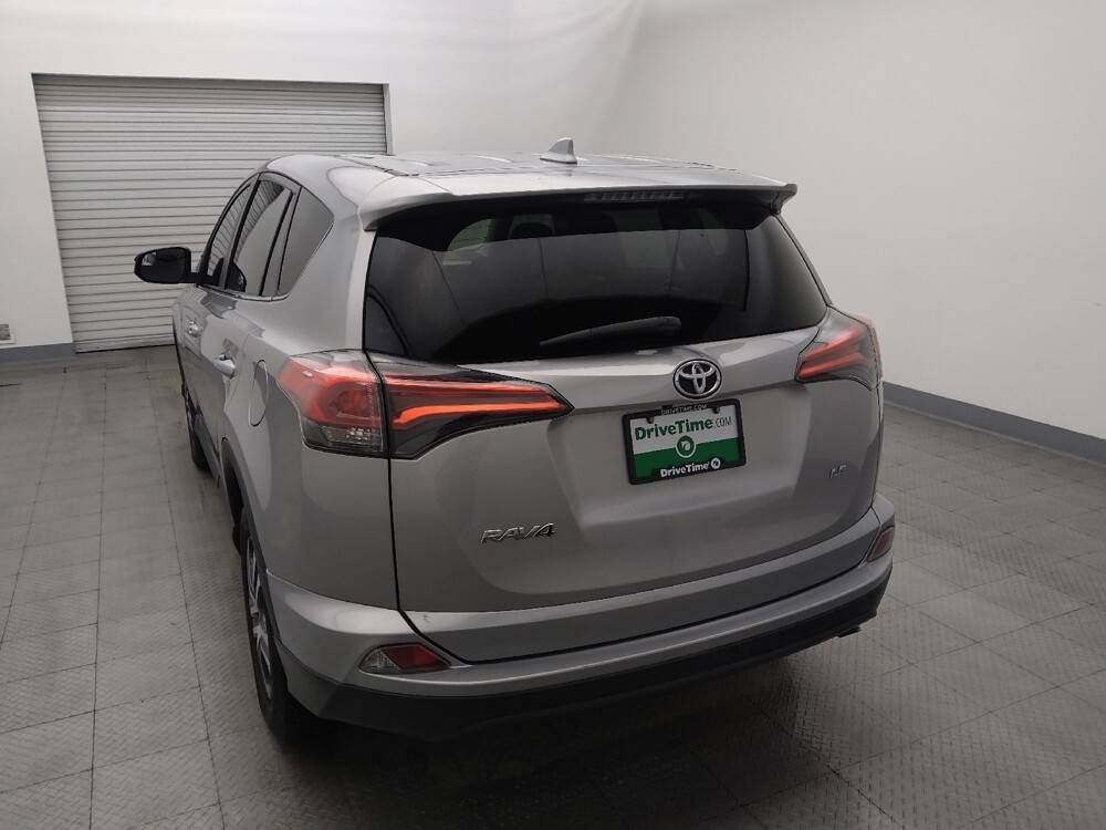 2018 Toyota RAV4 in Round Rock, TX 78664 - 18137505 6