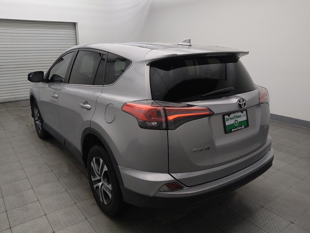 2018 Toyota RAV4 in Round Rock, TX 78664 - 18137505 5