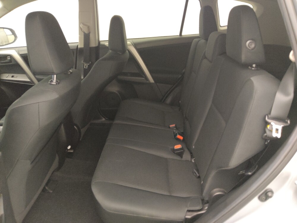 2018 Toyota RAV4 in Round Rock, TX 78664 - 18137505 18