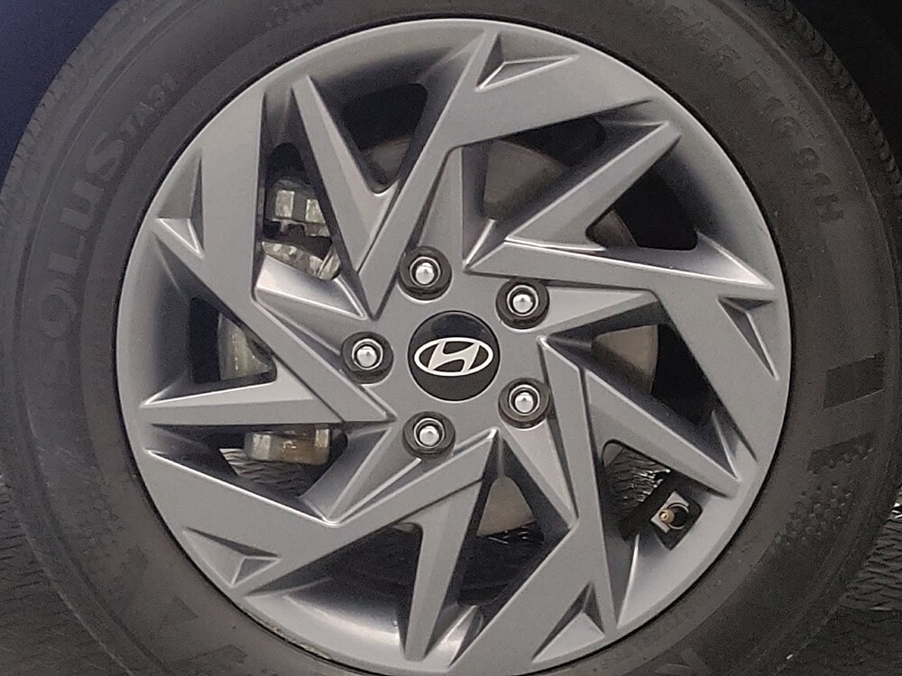 2024 Hyundai Elantra in Tulsa, OK 74145 - 18137519 31