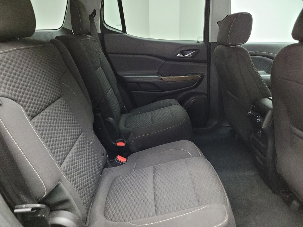 2019 GMC Acadia in Eastpointe, MI 48021 - 18137521 19