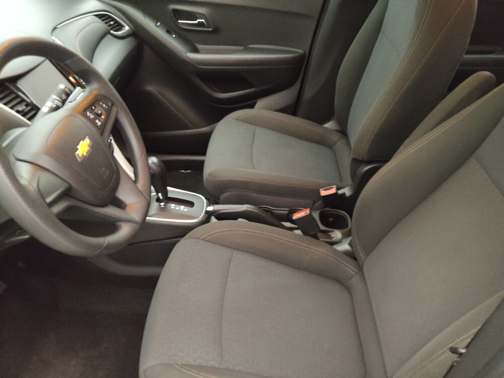 2020 Chevrolet Trax in Fort Myers, FL 33907 - 18137531 17