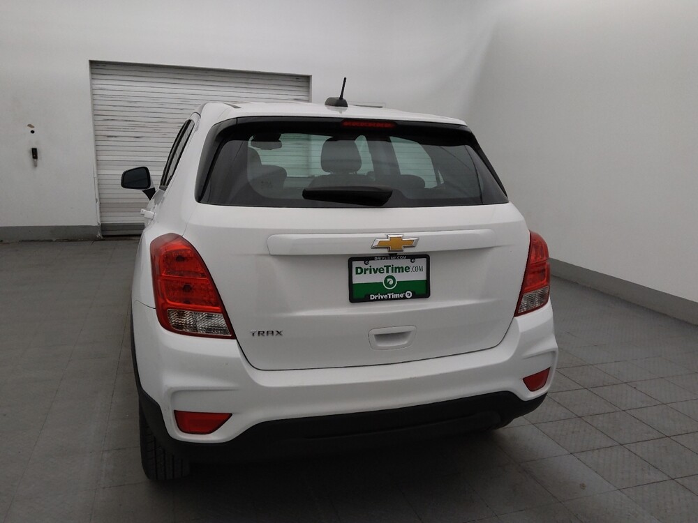 2020 Chevrolet Trax in Fort Myers, FL 33907 - 18137531 6