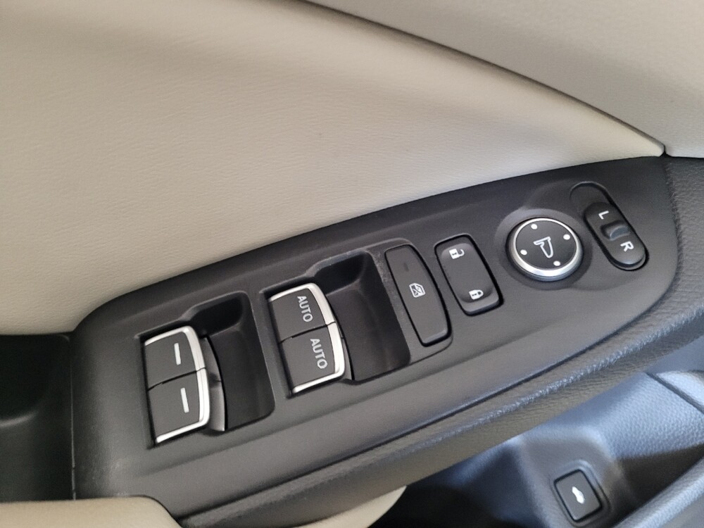 2018 Honda Accord in Fort Myers, FL 33907 - 18137533 27