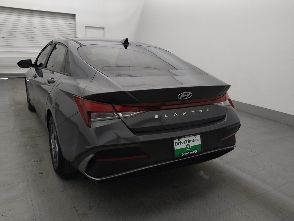 2024 Hyundai Elantra in Fort Myers, FL 33907 - 18137536 5