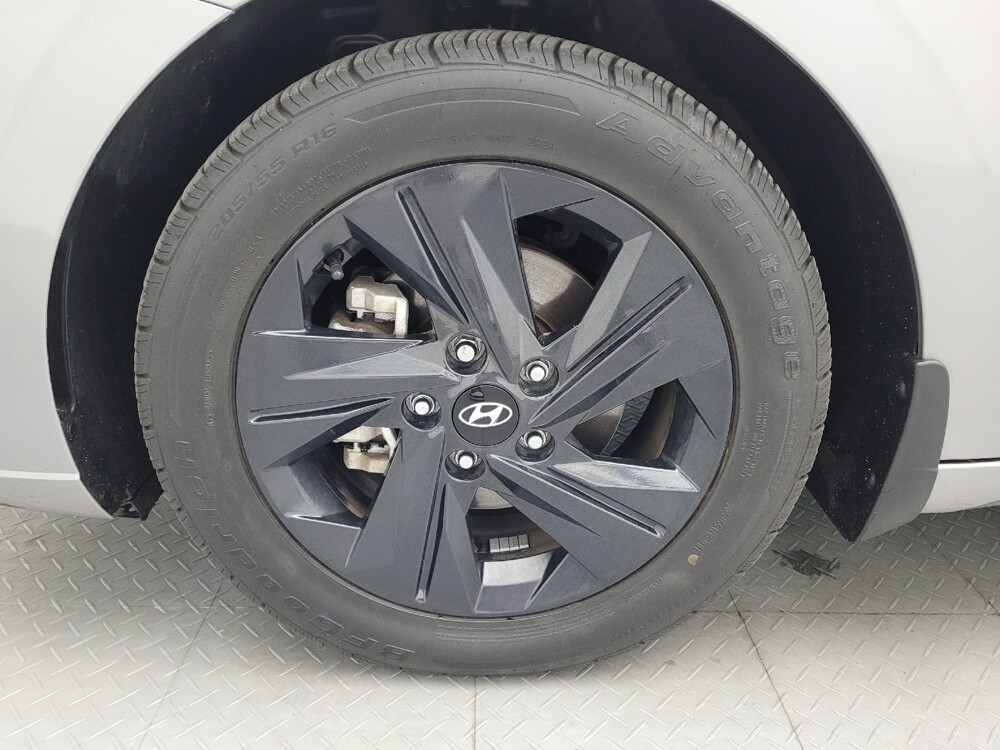 2023 Hyundai Elantra in Charlotte, NC 28213 - 18137537 31
