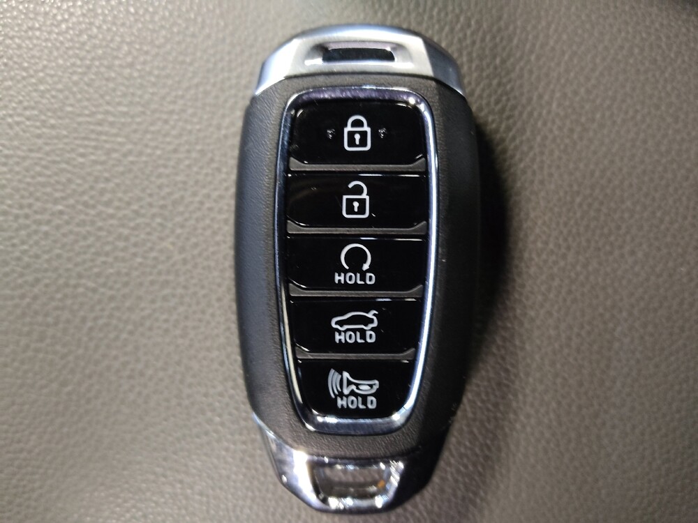 2023 Hyundai Elantra in Charlotte, NC 28213 - 18137537 32