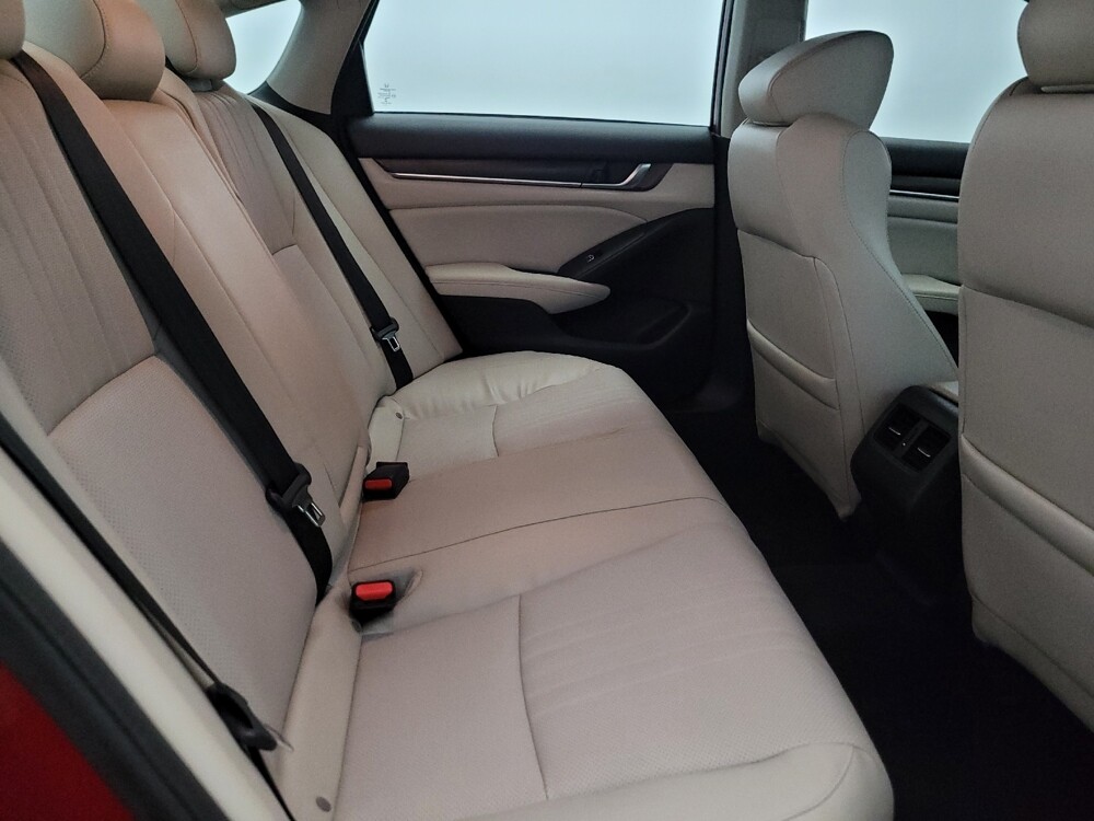 2018 Honda Accord in Glen Burnie, MD 21061 - 18137539 19