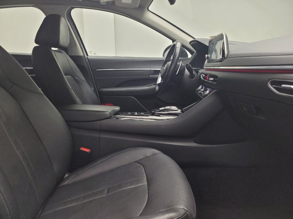 2020 Hyundai Sonata in Eastpointe, MI 48021 - 18137541 21