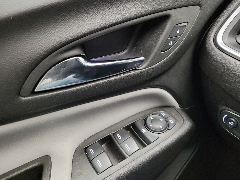 2023 Chevrolet Equinox in Eastpointe, MI 48021 - 18137542 27