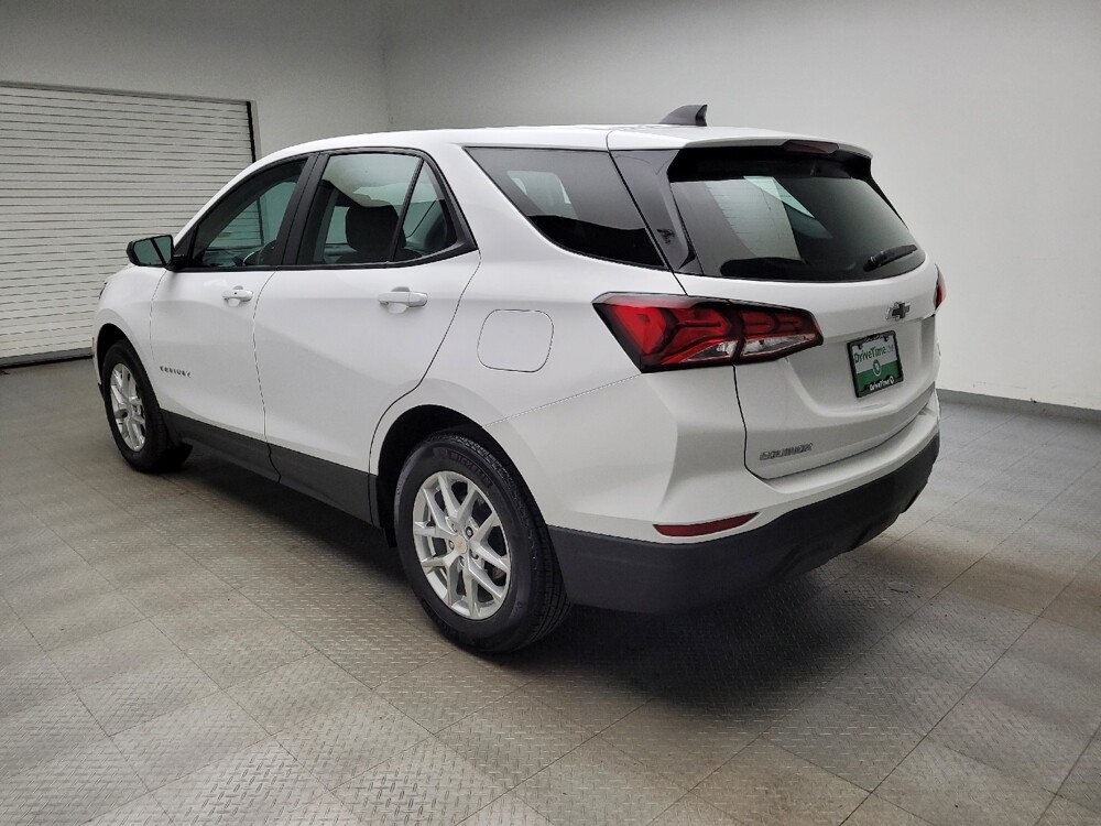 2023 Chevrolet Equinox in Eastpointe, MI 48021 - 18137542 5