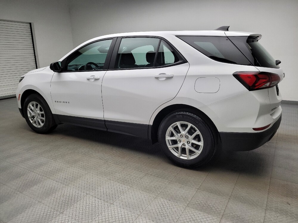 2023 Chevrolet Equinox in Eastpointe, MI 48021 - 18137542 3
