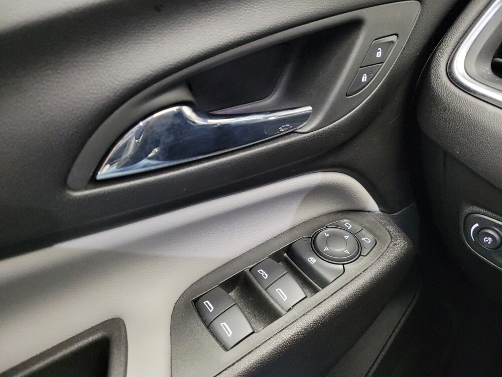 2024 Chevrolet Equinox in Eastpointe, MI 48021 - 18137543 27