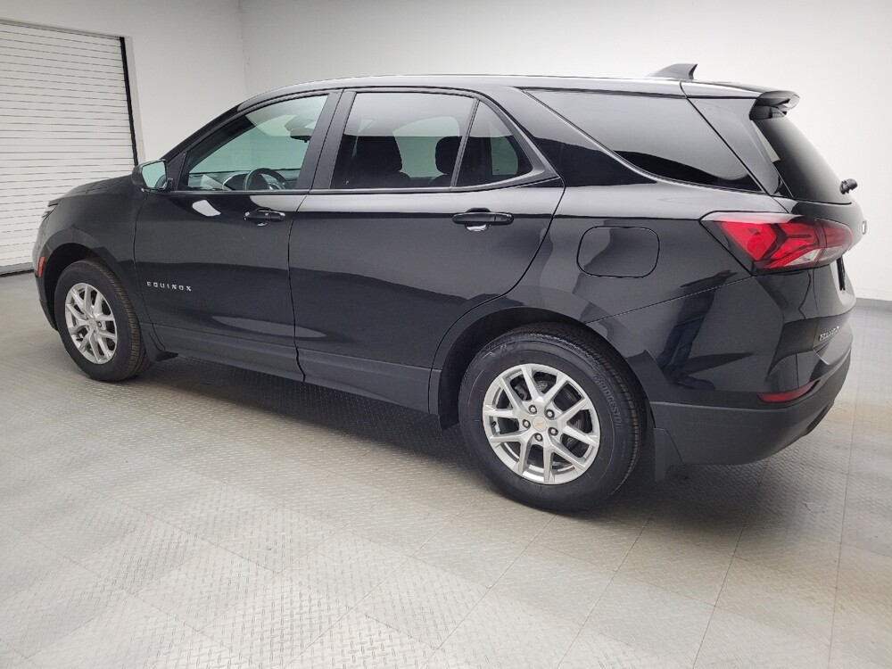 2024 Chevrolet Equinox in Eastpointe, MI 48021 - 18137543 3