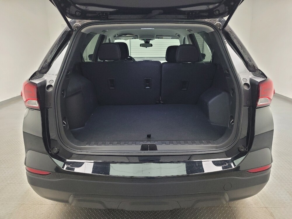 2024 Chevrolet Equinox in Eastpointe, MI 48021 - 18137543 29