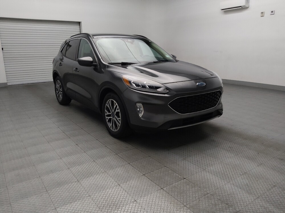 2020 Ford Escape in Arlington, TX 76011 - 18137545 13