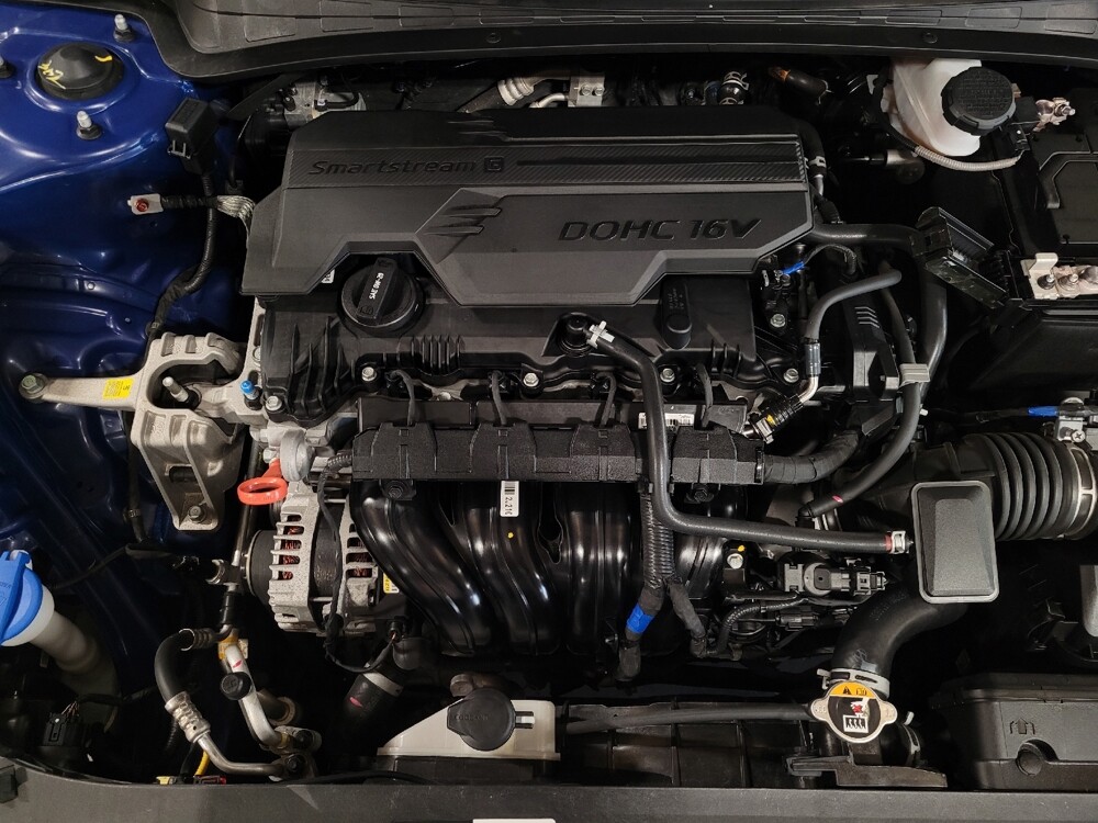 2024 Hyundai Elantra in Orlando, FL 32808 - 18137556 30
