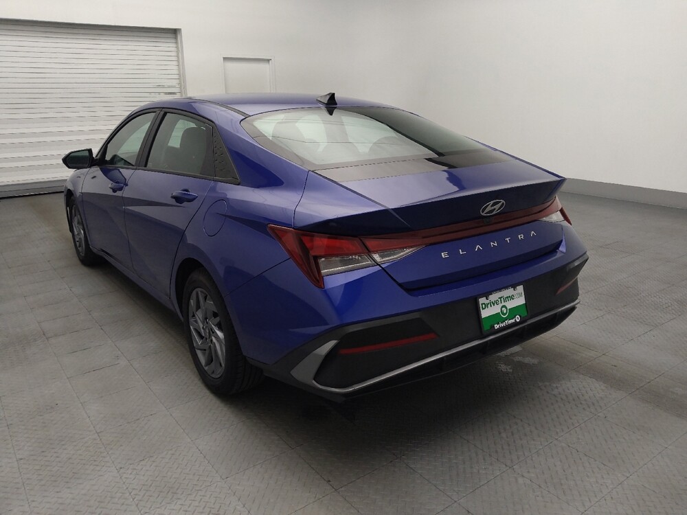 2024 Hyundai Elantra in Orlando, FL 32808 - 18137556 5