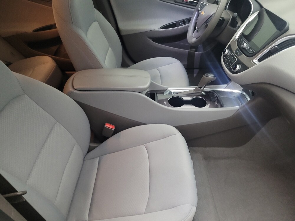 2020 Chevrolet Malibu in Fort Myers, FL 33907 - 18137585 21