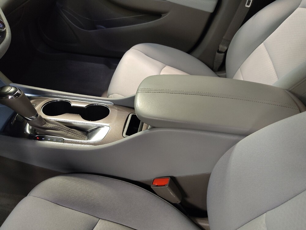 2020 Chevrolet Malibu in Fort Myers, FL 33907 - 18137585 26