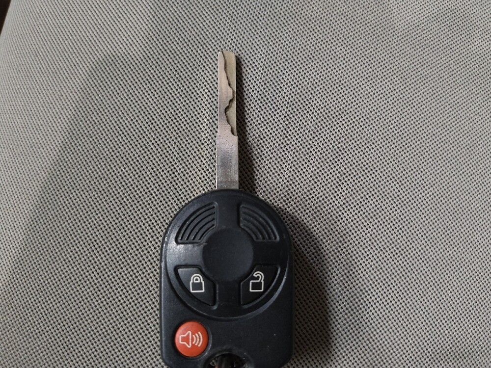 2015 Ford Escape in El Paso, TX 79907 - 18137587 32