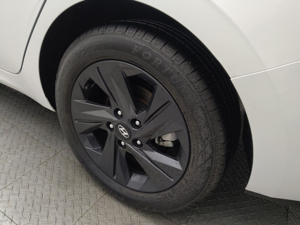 2023 Hyundai Elantra in Houston, TX 77074 - 18137590 31