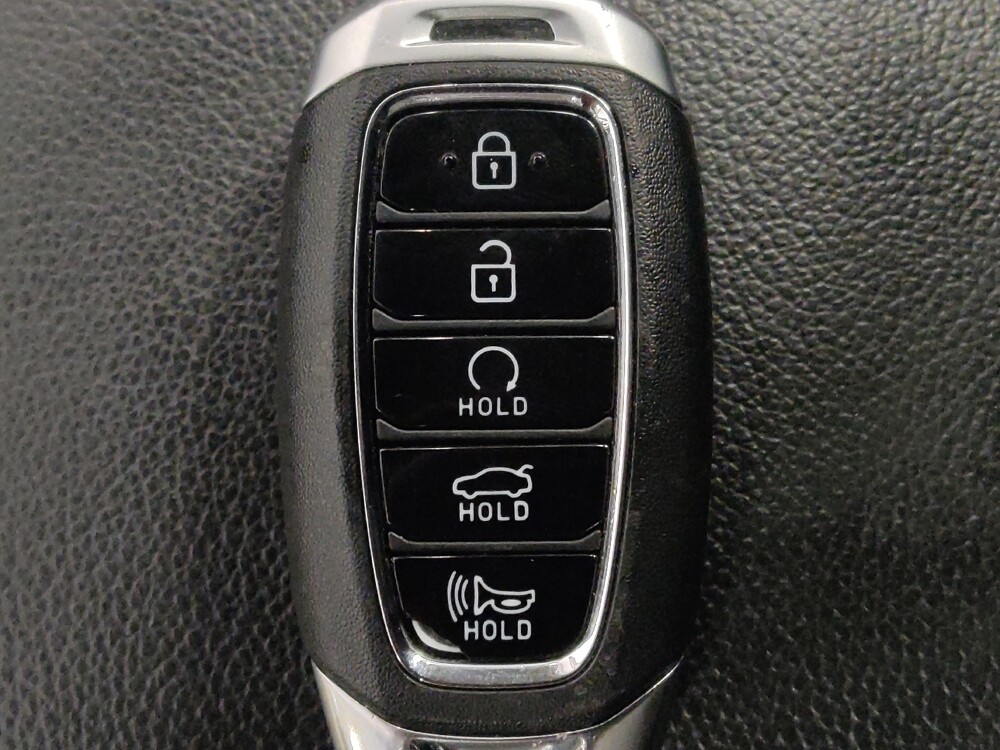 2023 Hyundai Elantra in Houston, TX 77074 - 18137590 32