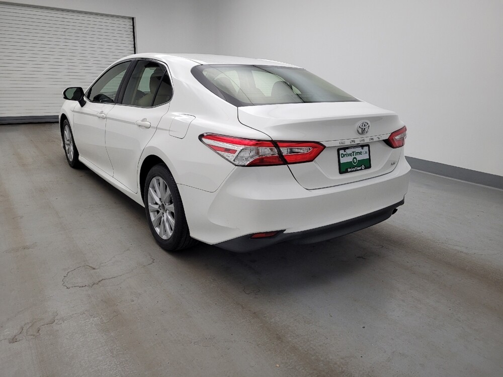 2018 Toyota Camry in Columbus, OH 43231 - 18137593 5