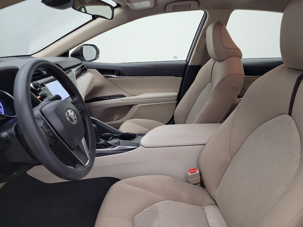 2018 Toyota Camry in Columbus, OH 43231 - 18137593 17