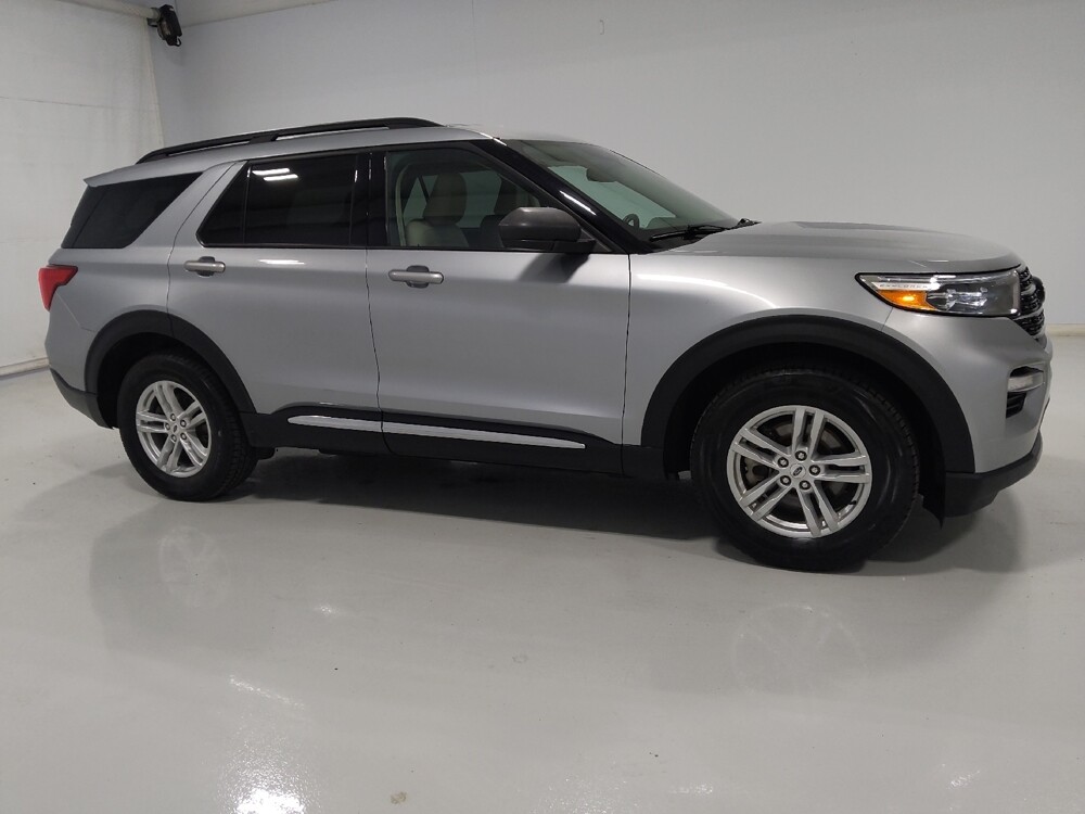 2023 Ford Explorer in Columbus, OH 43231 - 18137594 11