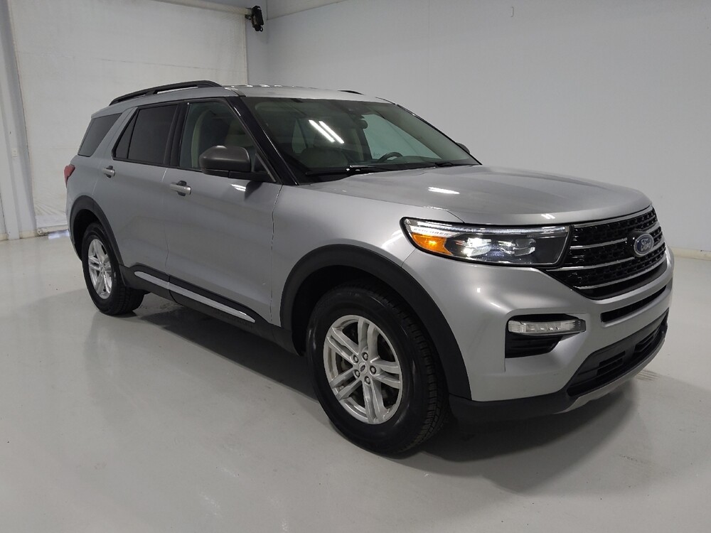 2023 Ford Explorer in Columbus, OH 43231 - 18137594 13