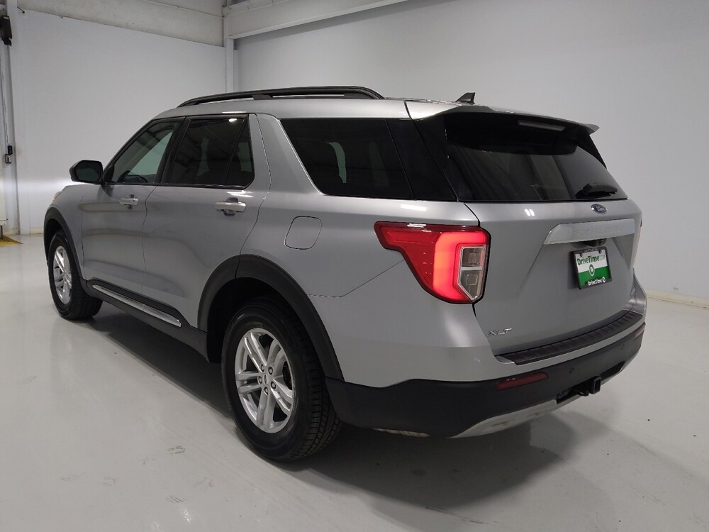 2023 Ford Explorer in Columbus, OH 43231 - 18137594 5