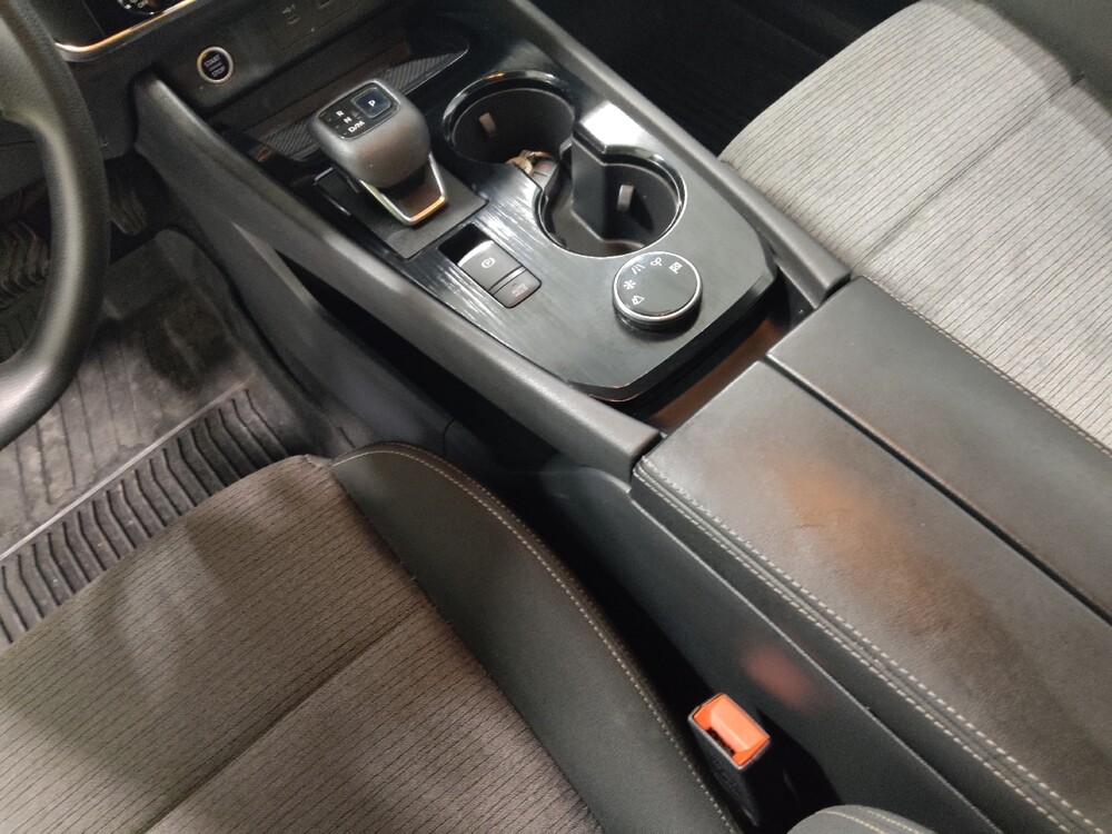 2021 Nissan Rogue in Columbus, OH 43231 - 18137595 26