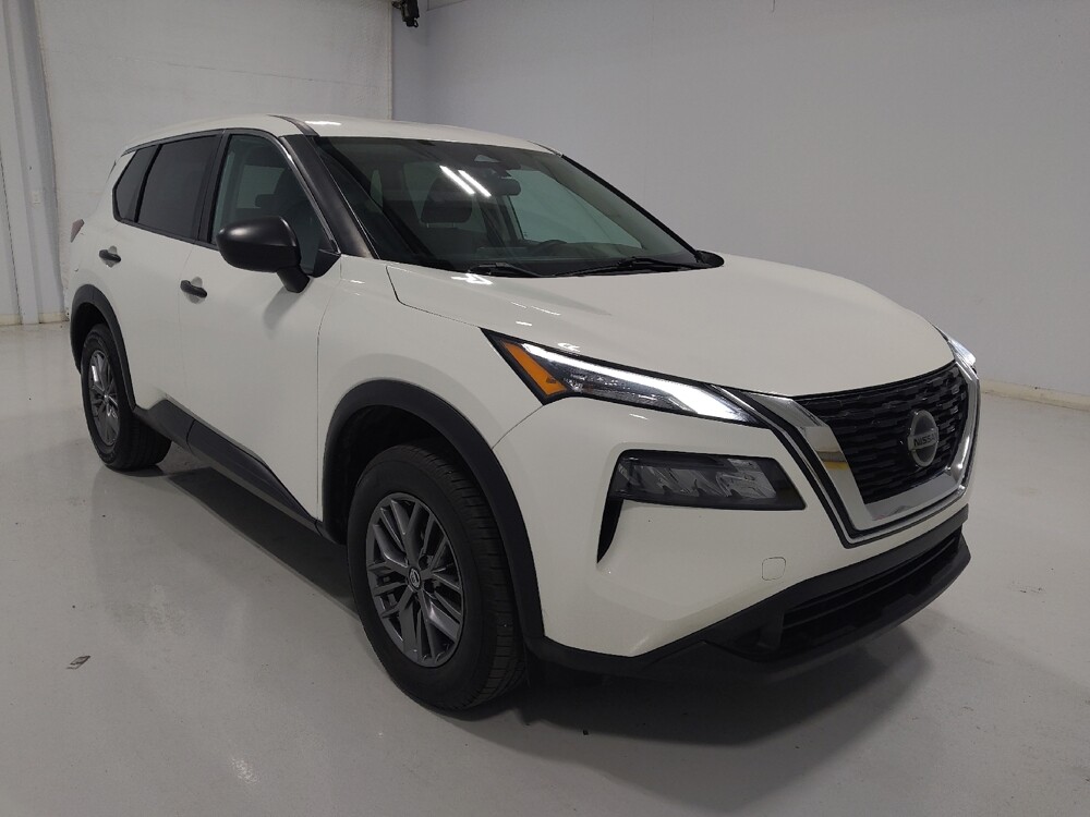 2021 Nissan Rogue in Columbus, OH 43231 - 18137595 13