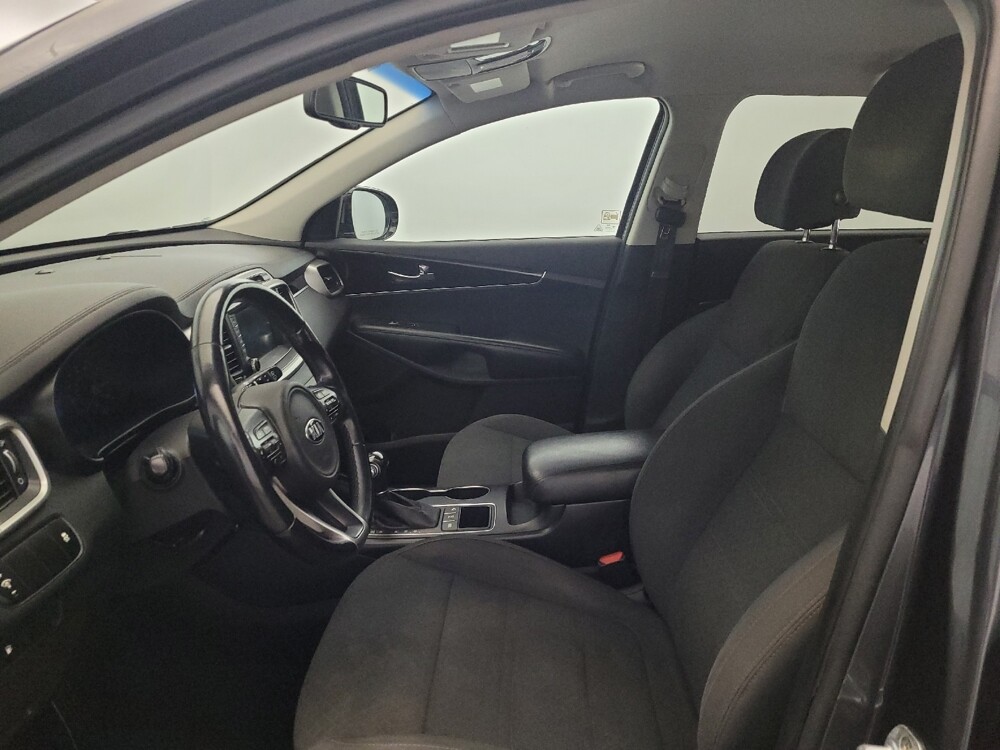2017 Kia Sorento in Laurel, MD 20724 - 18137599 17