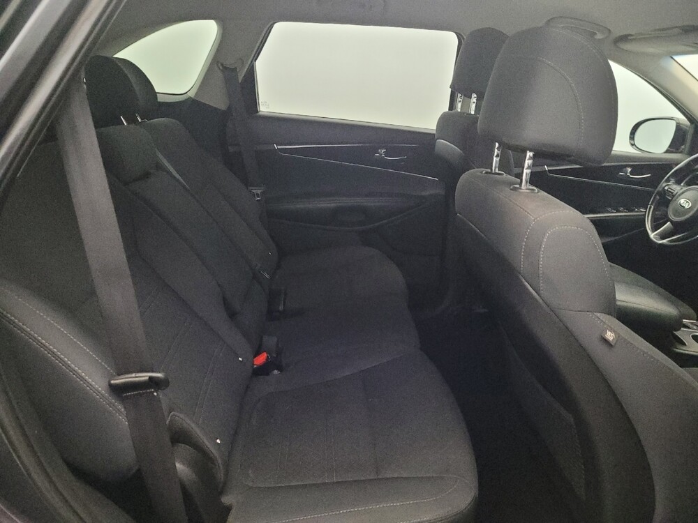 2017 Kia Sorento in Laurel, MD 20724 - 18137599 19