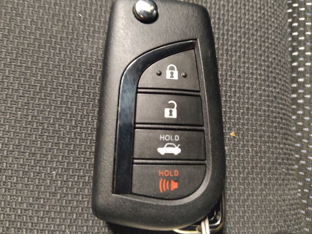 2021 Toyota Corolla in Tulsa, OK 74145 - 18137608 32