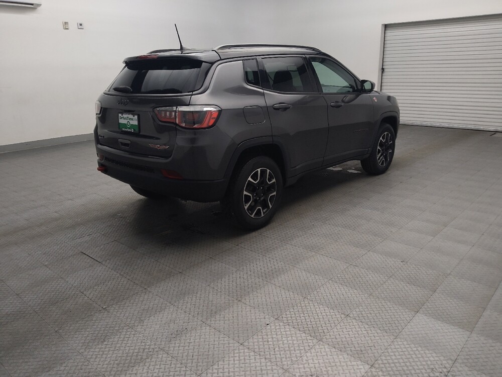 2020 Jeep Compass in Fort Worth, TX 76116 - 18137610 9