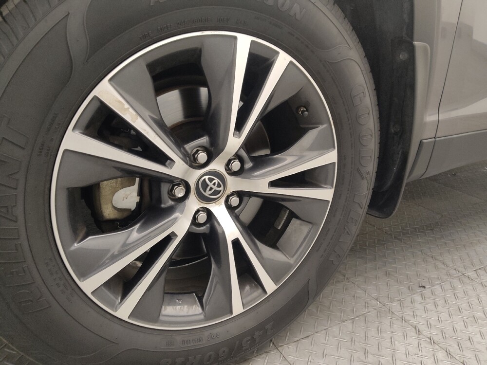 2019 Toyota Highlander in Lauderdale Lakes, FL 33313 - 18137613 31