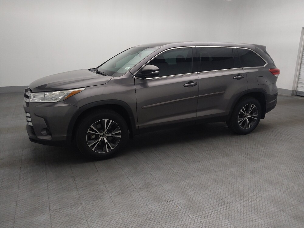 2019 Toyota Highlander in Lauderdale Lakes, FL 33313 - 18137613 2