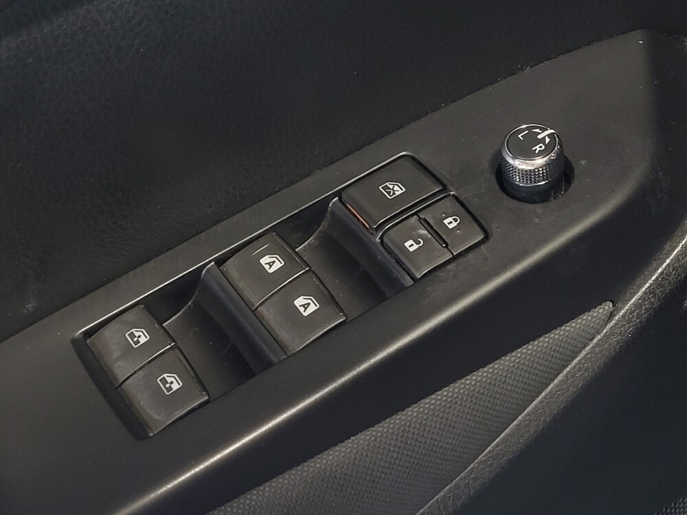 2019 Toyota Highlander in Lauderdale Lakes, FL 33313 - 18137613 27