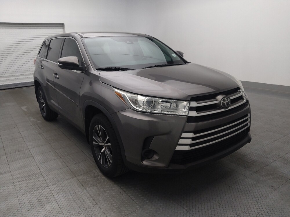 2019 Toyota Highlander in Lauderdale Lakes, FL 33313 - 18137613 13