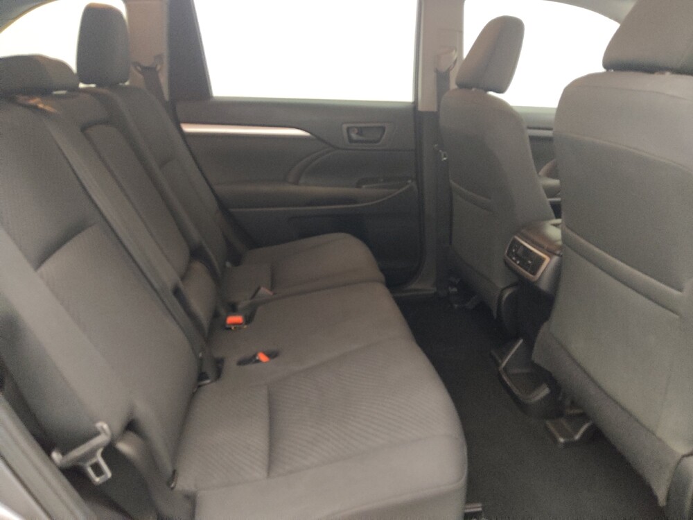 2019 Toyota Highlander in Lauderdale Lakes, FL 33313 - 18137613 19