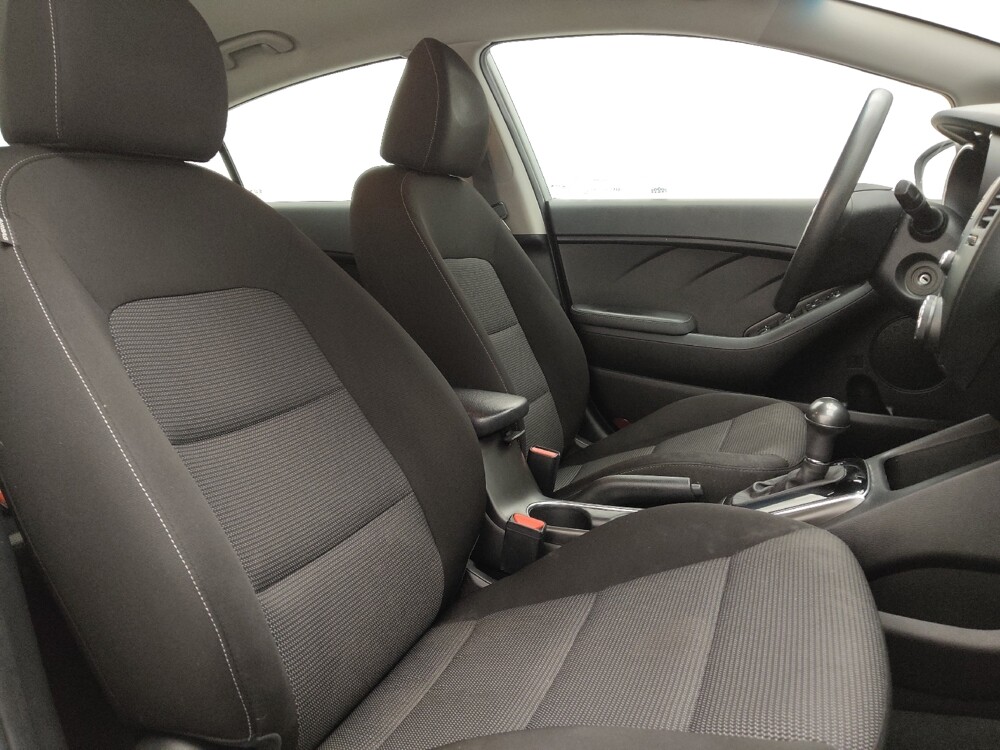 2017 Kia Forte in Albuquerque, NM 87113 - 18137618 21