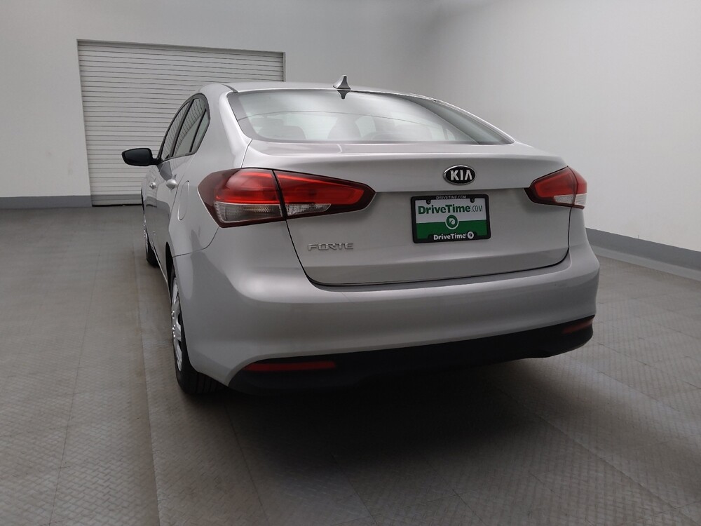 2017 Kia Forte in Albuquerque, NM 87113 - 18137618 6